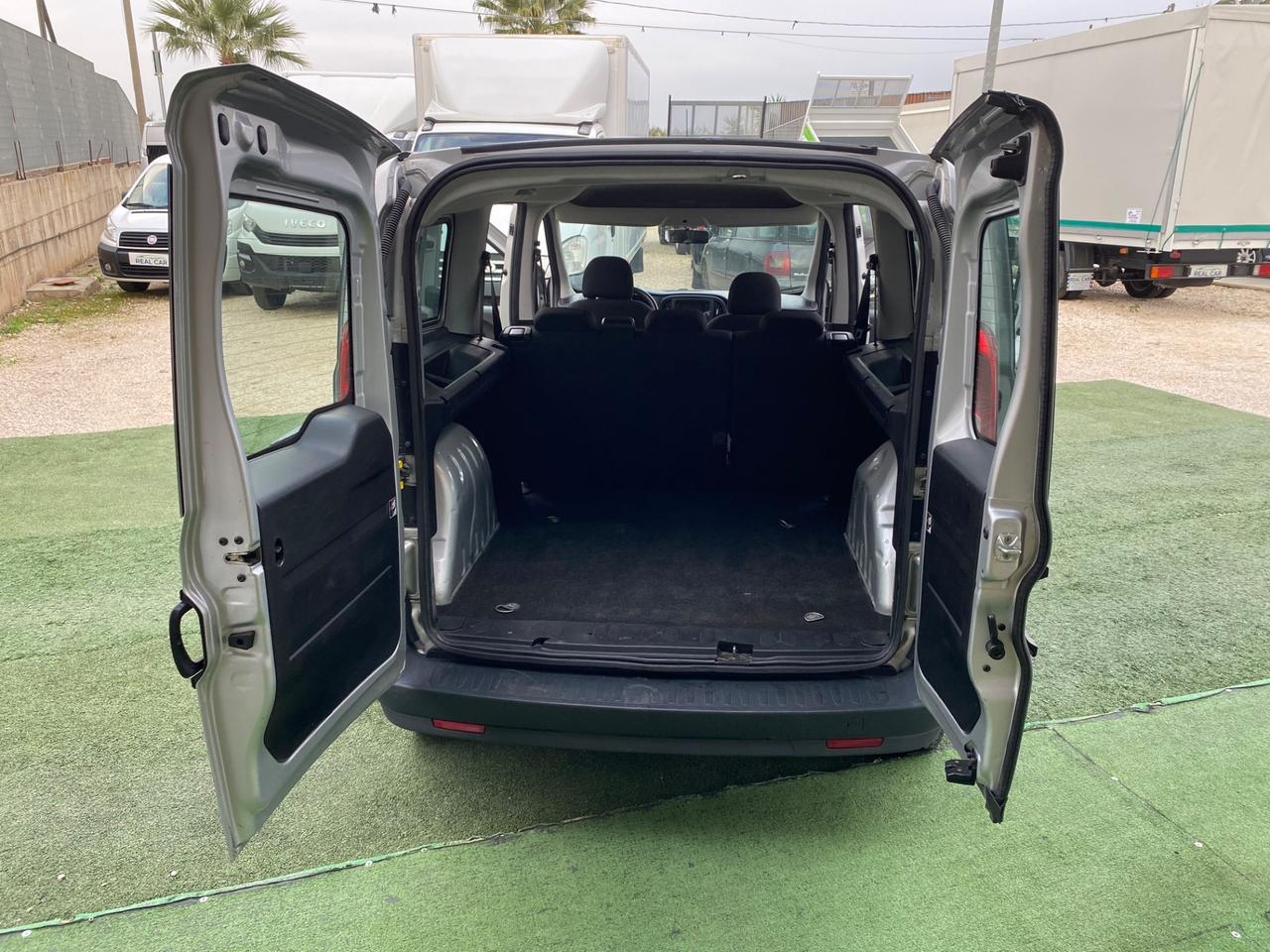 Fiat Doblo 1.6 Diesel Maxi Porte Posteriore Vettura