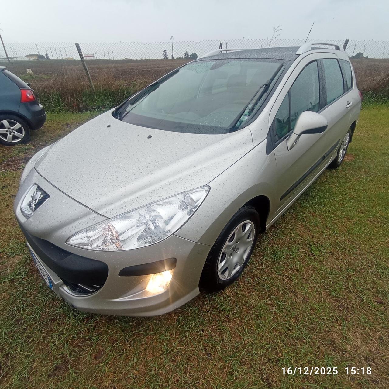 Peugeot 308 1.6 HDi 90CV FAP 5p. Premium