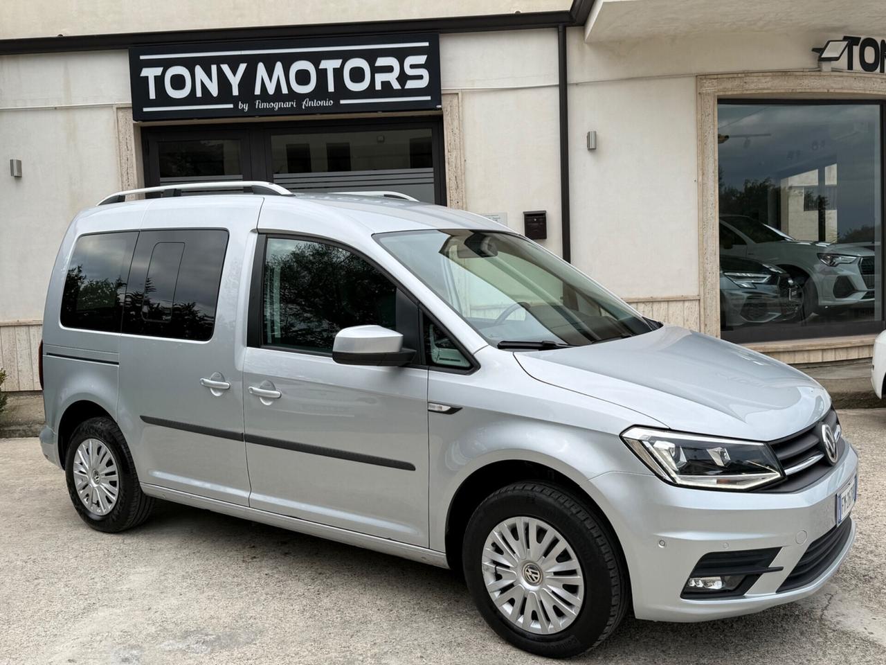 Volkswagen Caddy 2.0 TDI 102 CV DSG Highline