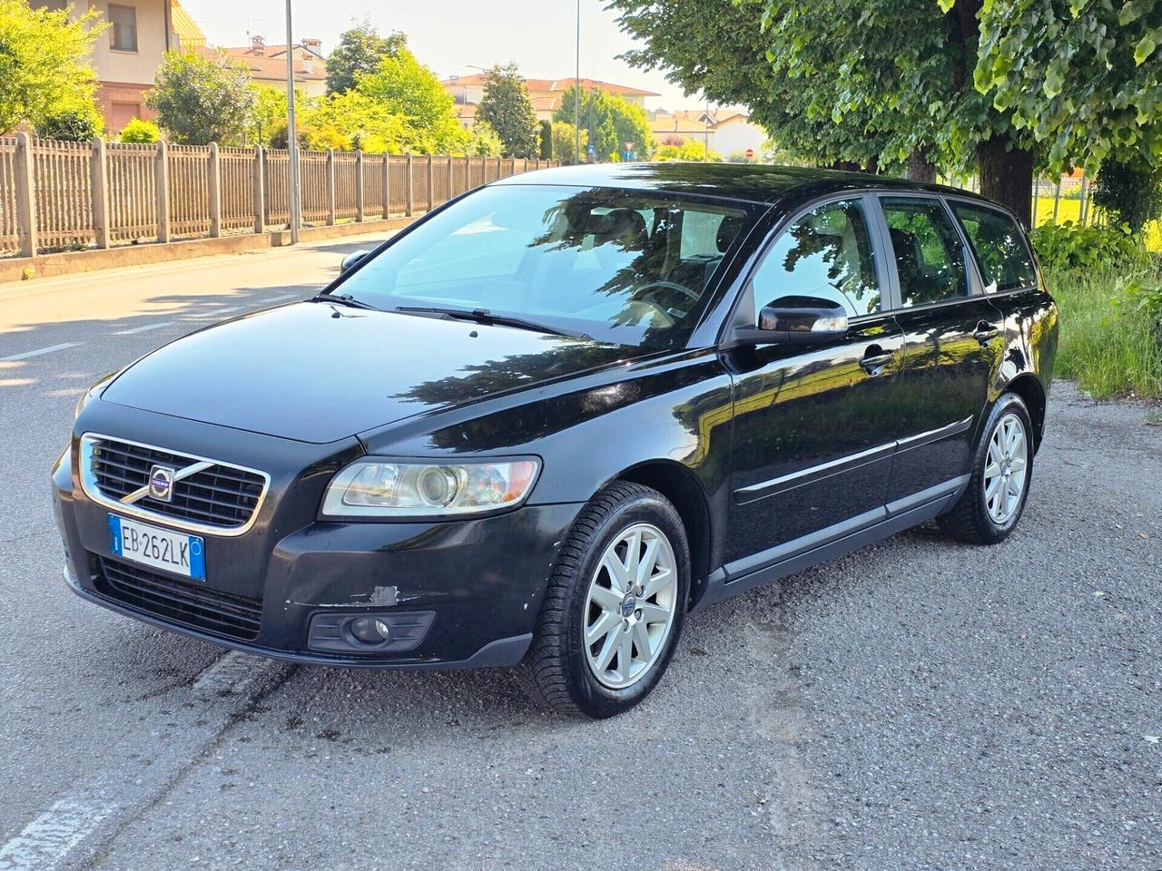 Volvo V50 2.0 D 6 MARCE - INTERNI IN PELLE