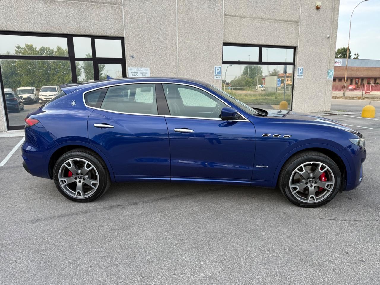 Maserati Levante 3.0 350 CV V6 AWD Gransport