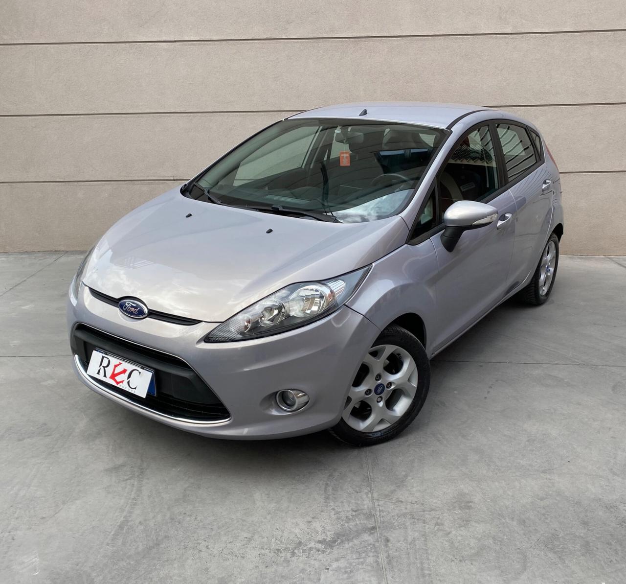 Ford Fiesta 1.4 GPL Casa Madre