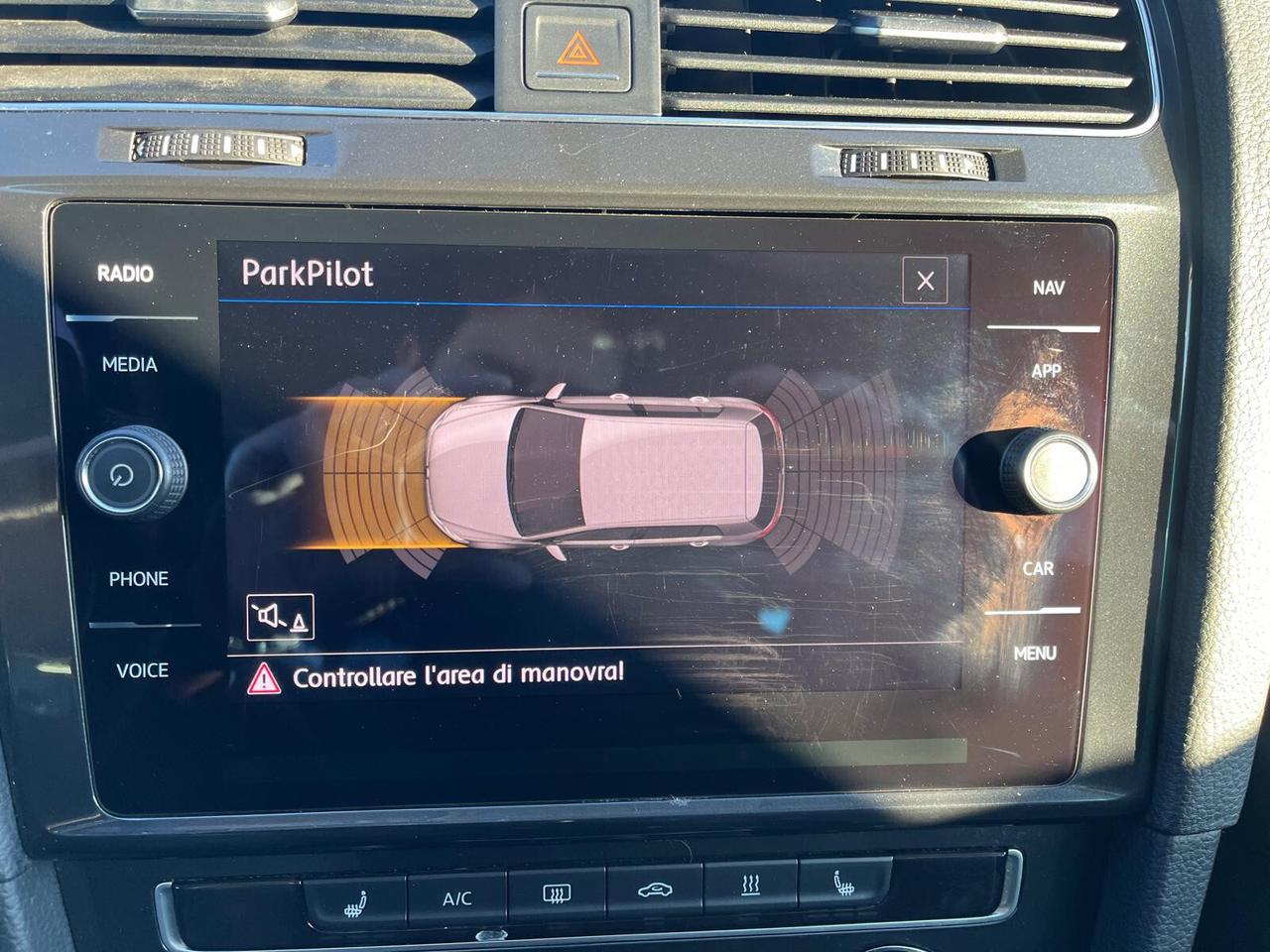 Volkswagen Golf 1.6 TDI 115 CV 5p. Highline BlueMotion Technology