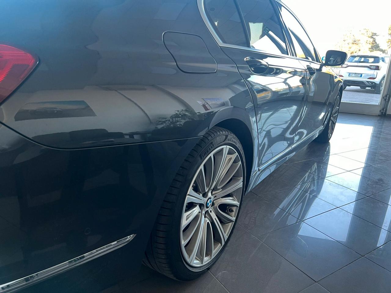 Bmw 750d xDrive Luxury