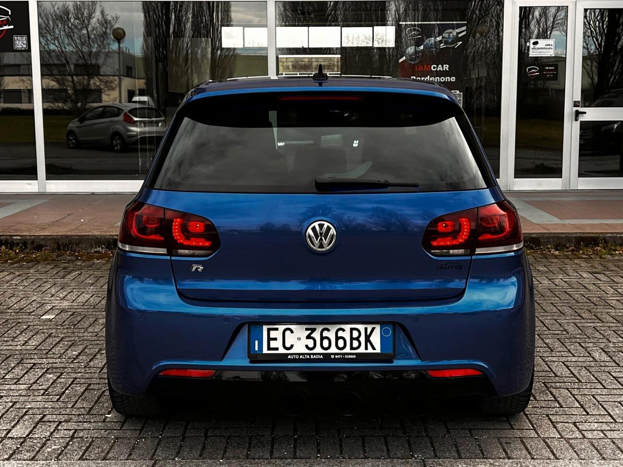 Volkswagen Golf 2.0 TSI 4mot. DSG 5p. R