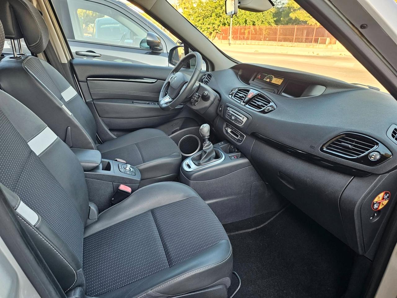 RENAULT SCENIC XMOD 1.6DCI 130CV LUXE