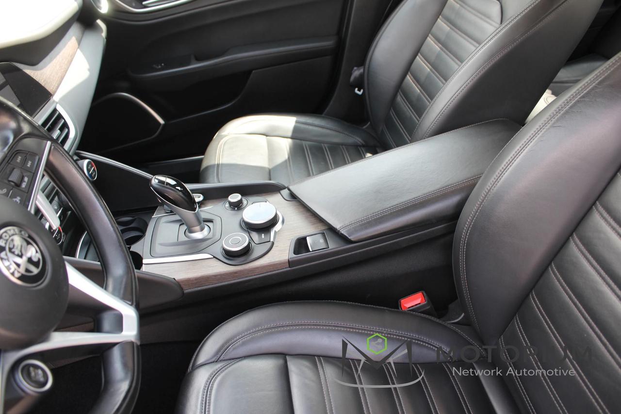 Alfa Romeo Giulia 2.2 TURBO DIESEL 190 CV AWD AUTOMATIC