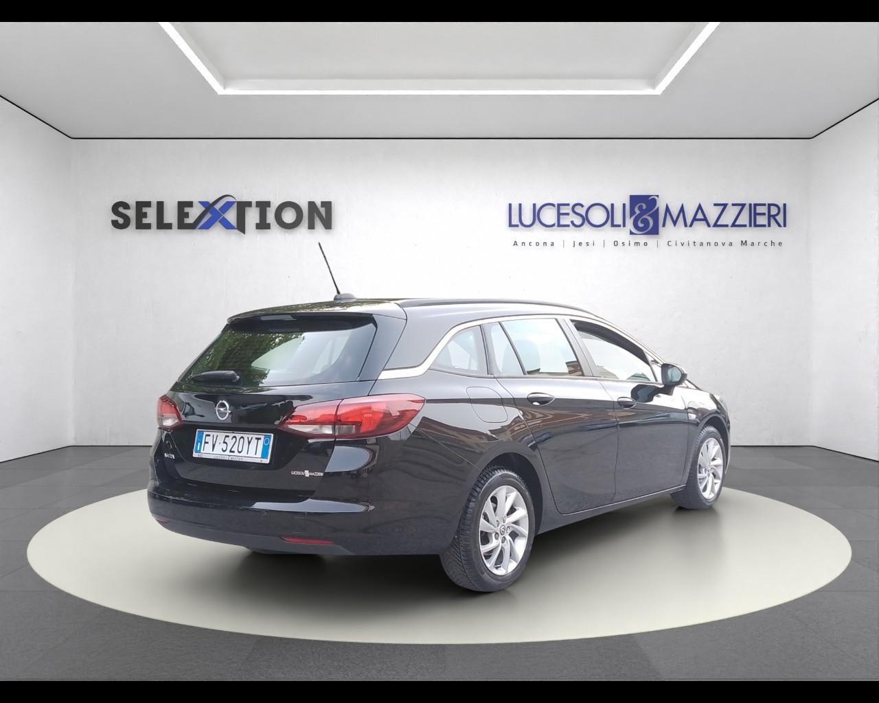 OPEL Astra 1.6 CDTi 110CV S. Tourer Innovetion