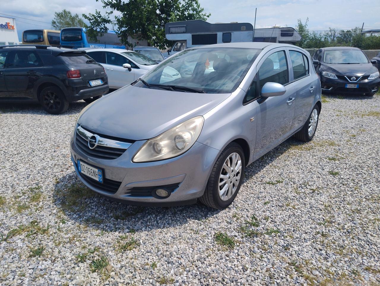 Opel Corsa 1.2 5 porte Cosmo