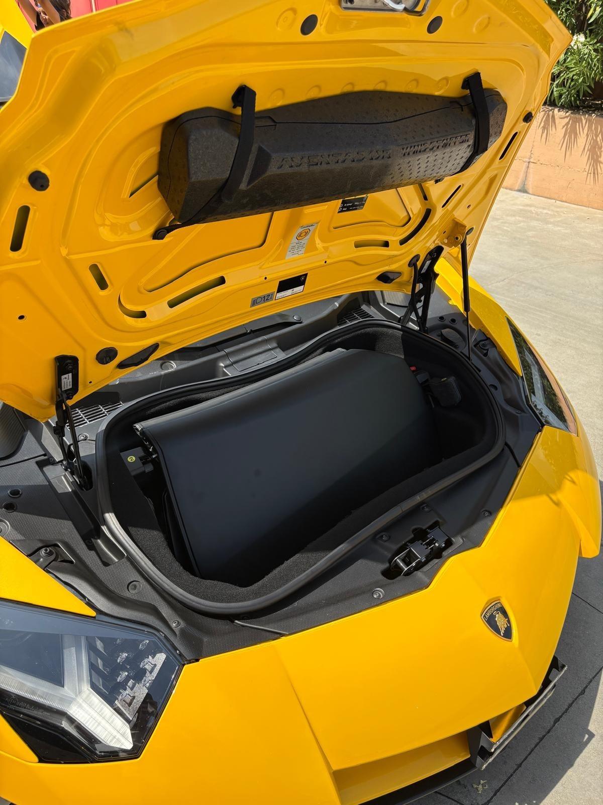 Lamborghini Aventador 6.5 V12 LP750-4 Superveloce Roadster