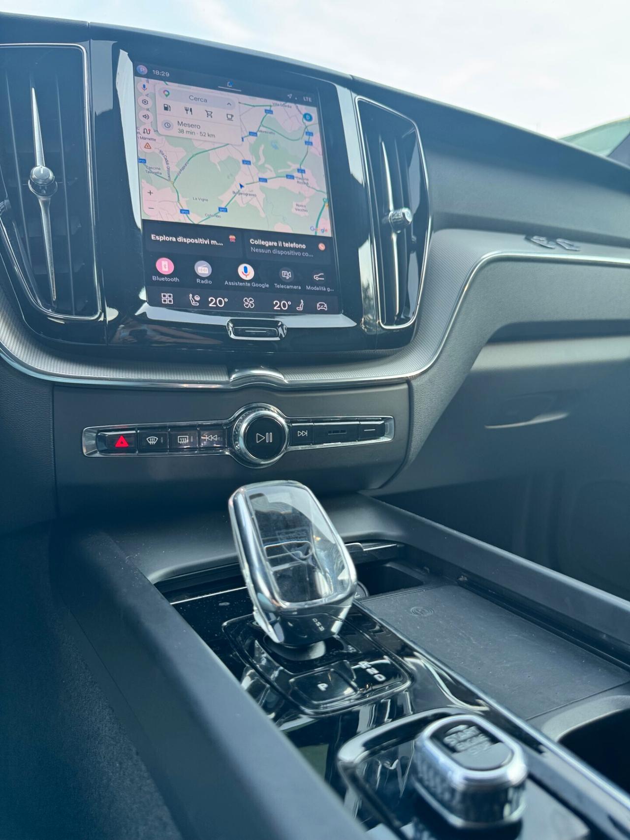 Volvo XC 60 XC60 B4 automatico Plus Dark