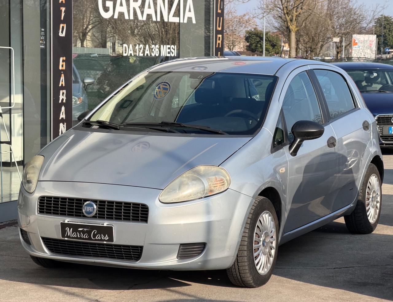Fiat Grande Punto 1.4 5 p- neopatentati-tagliandata-garanzia 12mesi