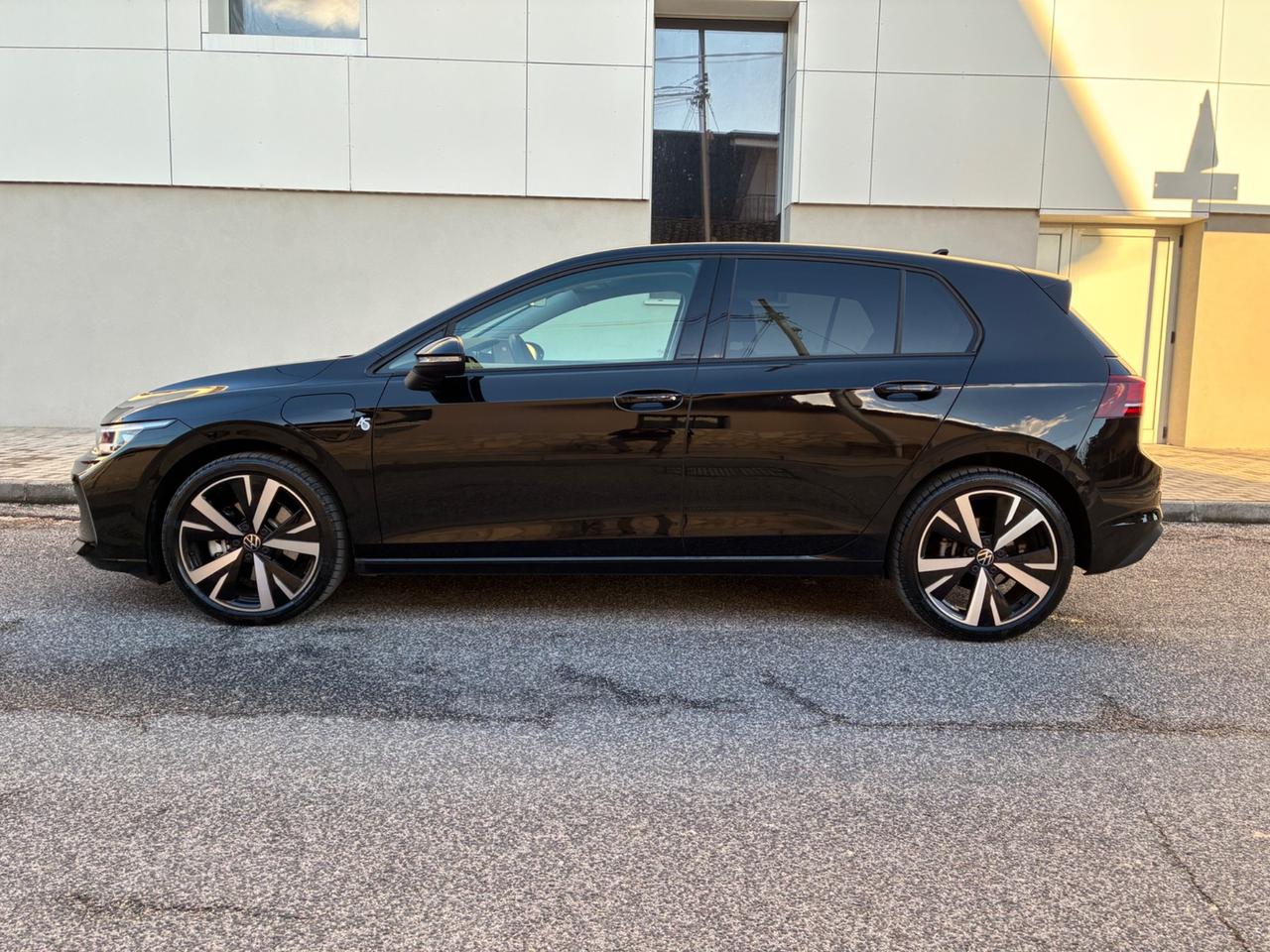 Volkswagen Golf 1.5 TSI eHybrid DSG Style