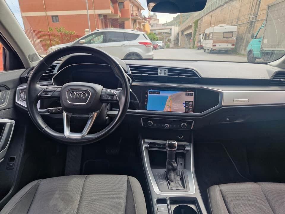 Audi Q3 35 TDI S tronic 150 CV