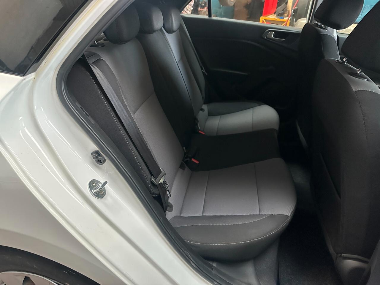 Hyundai i20 1.2 5 porte Econext Connectline