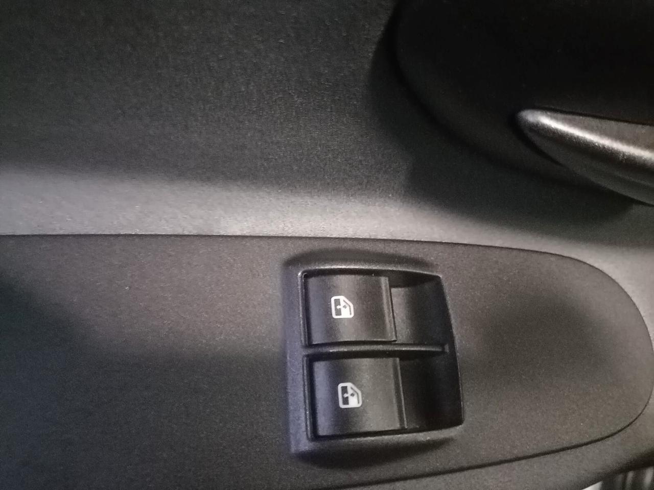 Lancia Ypsilon 1.2 69 CV 5 porte Gold Platinum