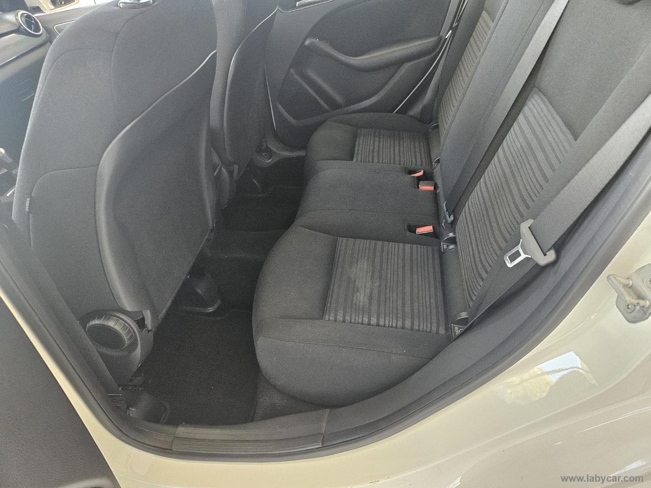 MERCEDES-BENZ B 180 CDI Executive