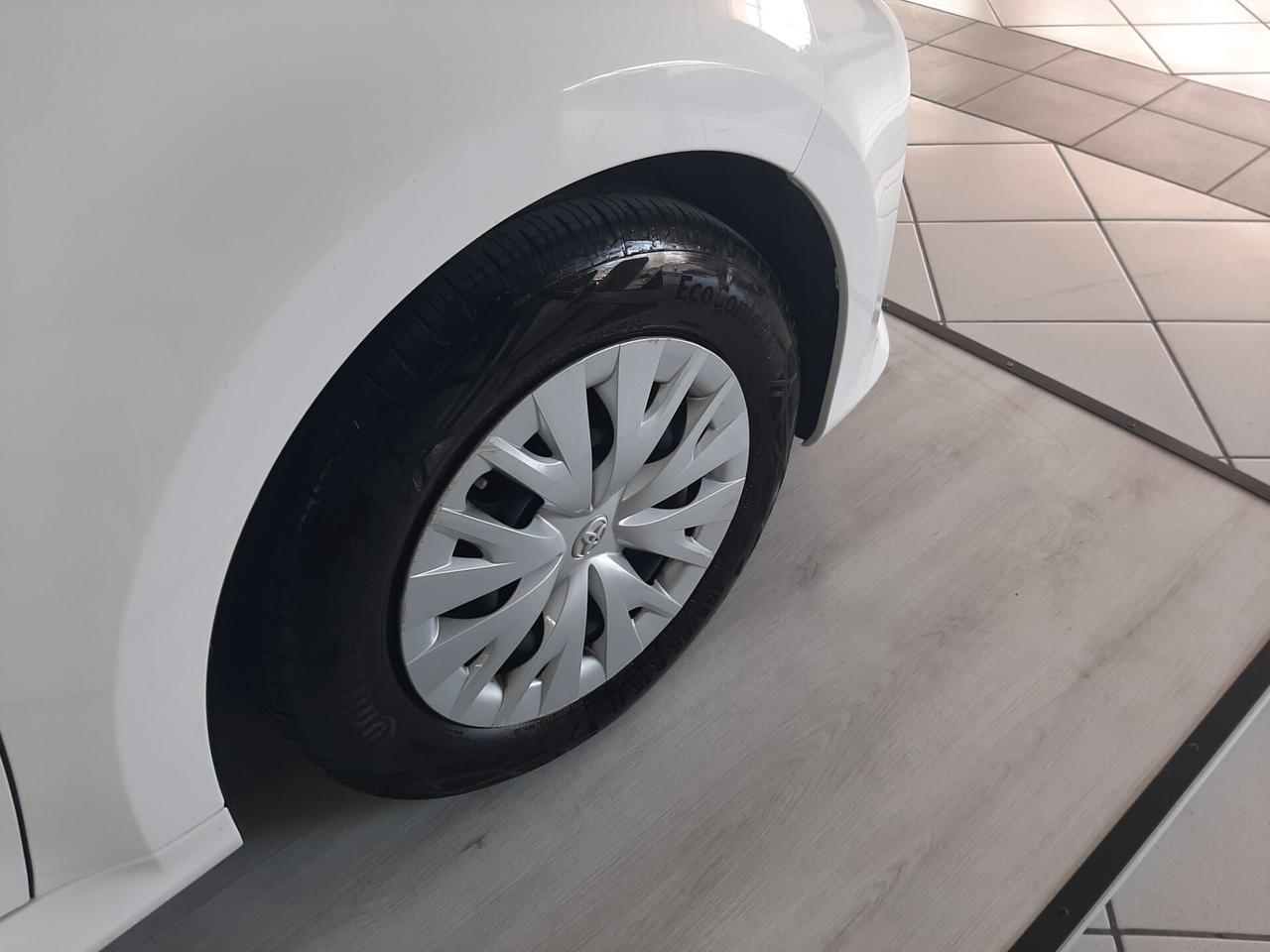 Toyota Yaris 1.0 5 porte Trend