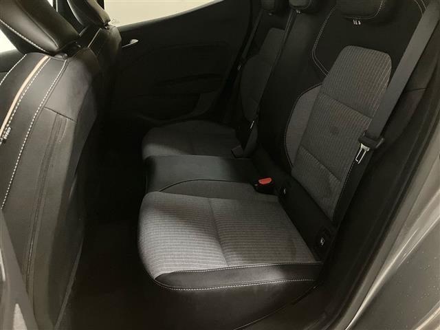 RENAULT Clio 1.0 TCe Techno