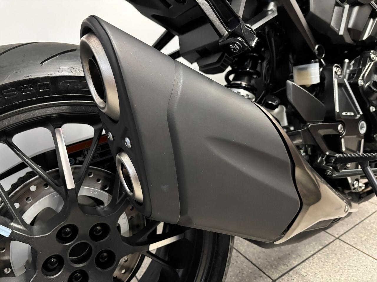 Honda CB 1000 R Black Edition