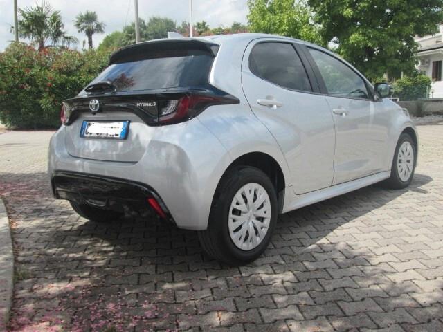 Toyota Yaris 1.5 Hybrid 5 porte Trend
