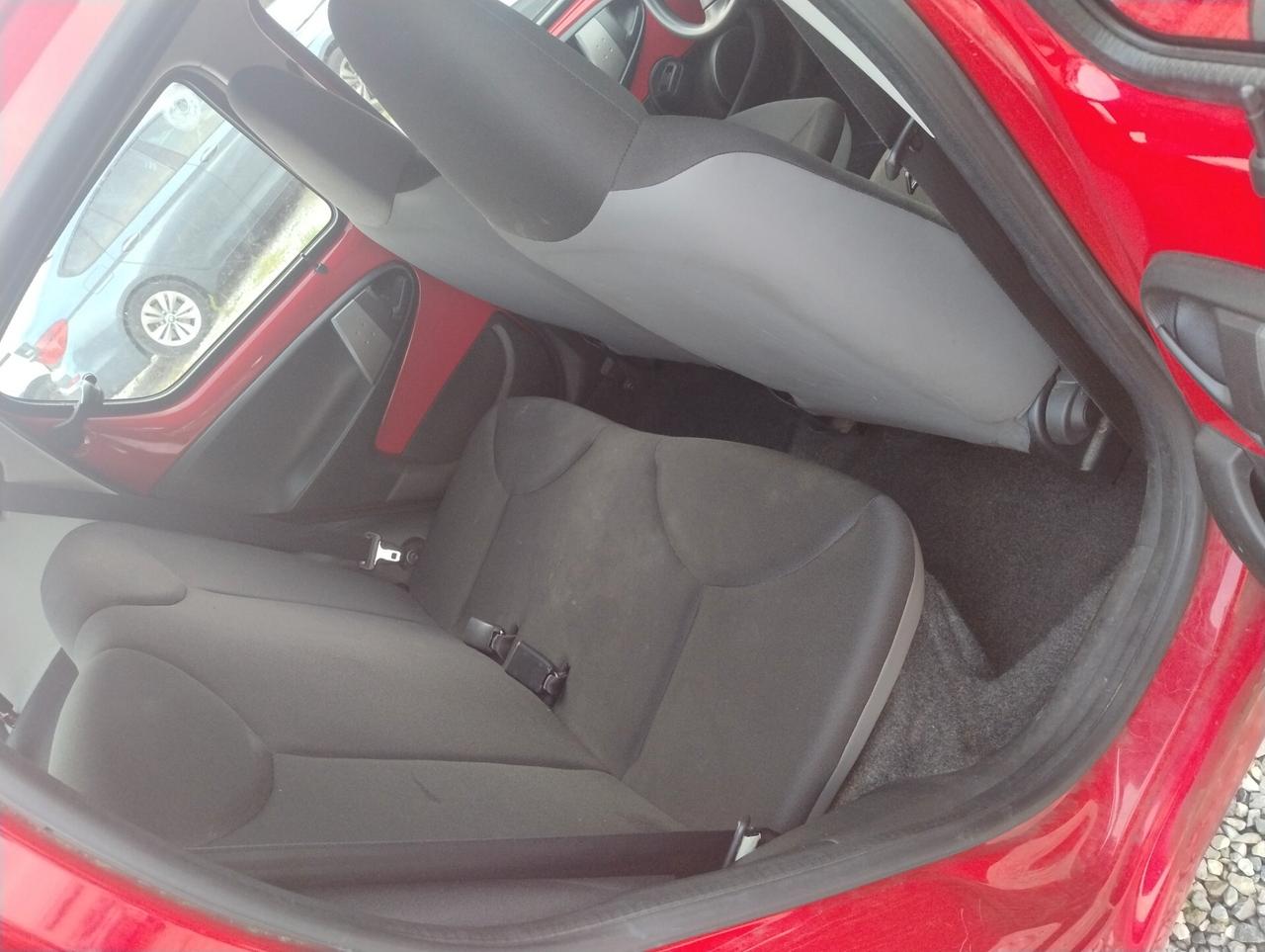 Toyota Aygo 1.0 12V VVT-i 5 porte Cool Soda Connect