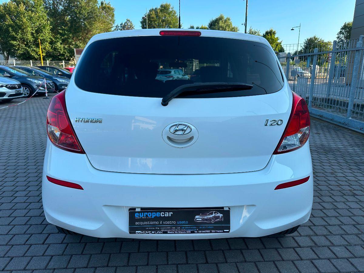 HYUNDAI - i20 - 1.2 5p. Go! Brasil