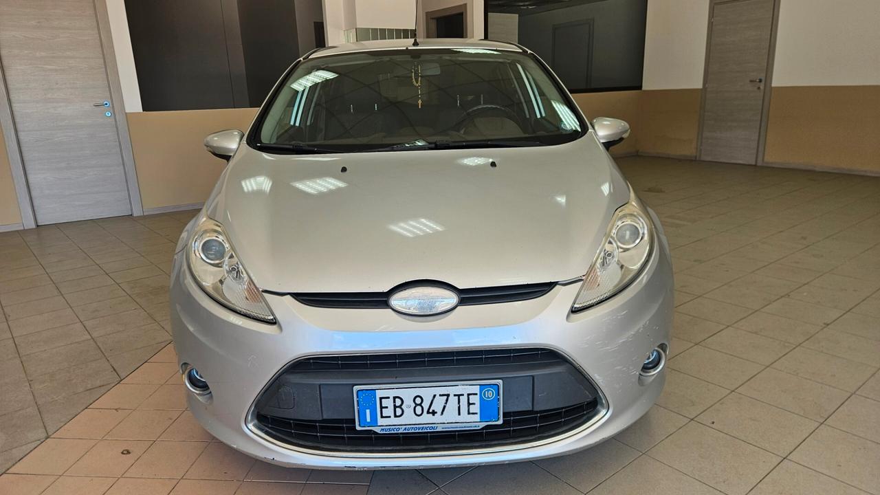 Ford Fiesta 1.4 TDCi 70CV 5 porte Titanium