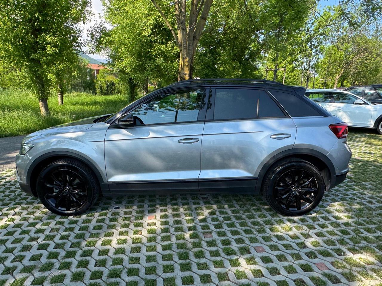 Volkswagen T-Roc 2.0 TDI SCR 150 CV DSG 4MOTION R-Line