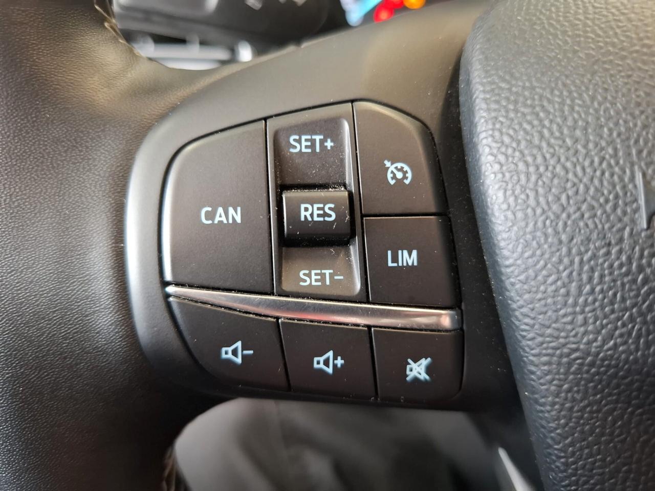 Ford Puma Hybrid Manuale
