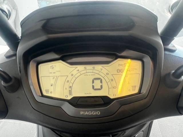 PIAGGIO PIAGGIO BEVERLY 300