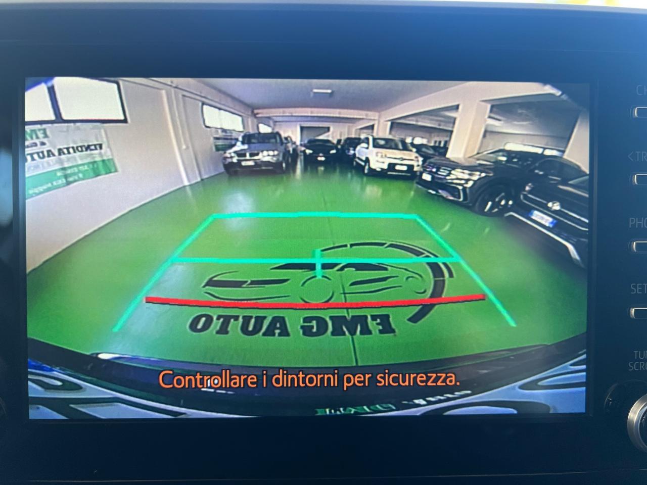 Toyota C-HR 1.8 Hybrid E-CVT Business