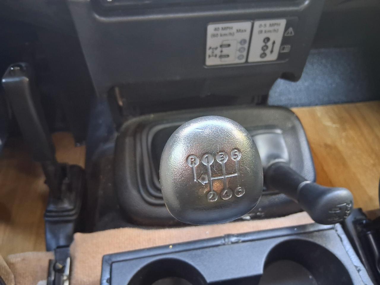 Land Rover Defender 90 2.2 TD4 Station Wagon E N1