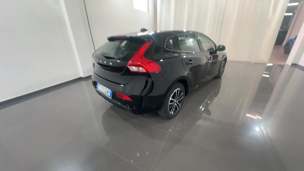 Volvo V40 T2 Business Plus