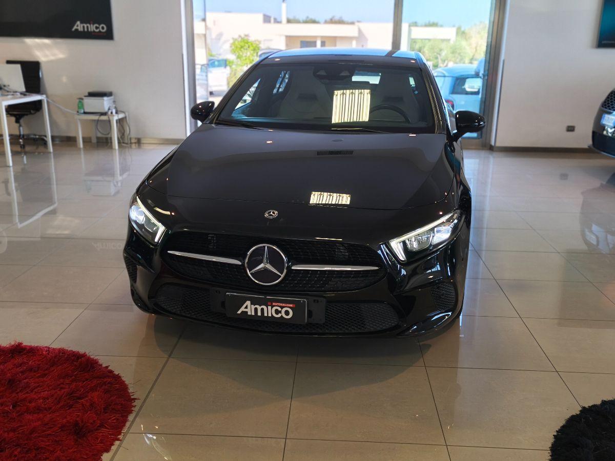 MERCEDES Classe A 180 d Auto Premium Pelle Led solo 96.000km