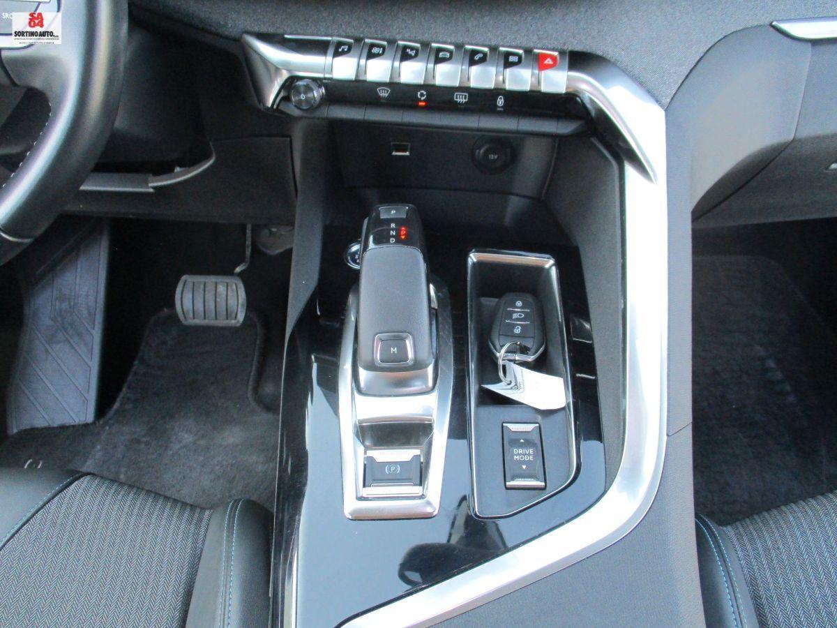 PEUGEOT 3008 BlueHDi 130 S&S EAT8 Allure Pack 2021