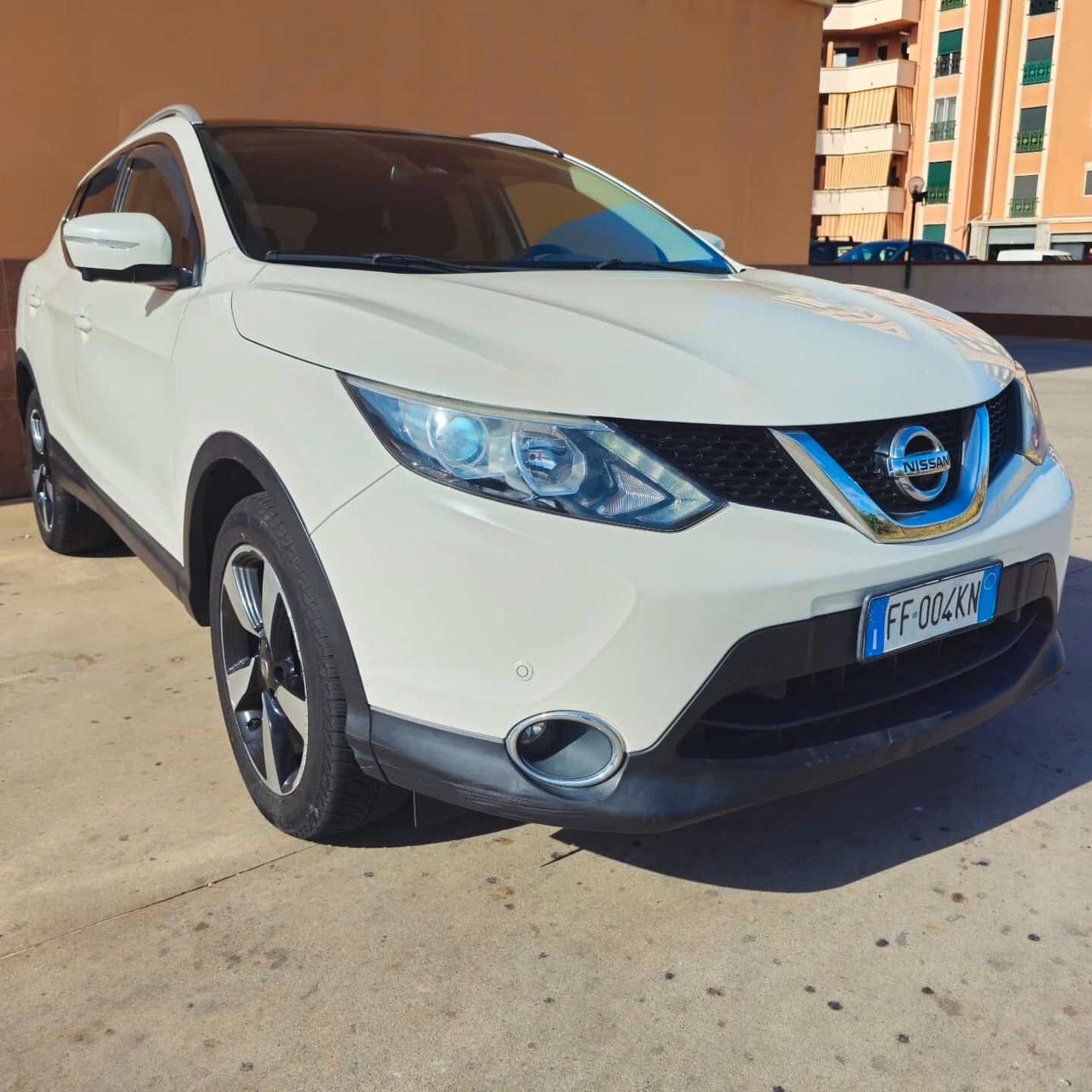 Nissan Qashqai 1.5 dCi N-Connecta