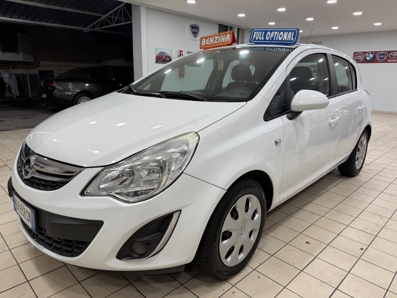 Opel Corsa 1.2 cosmo restyling nuova