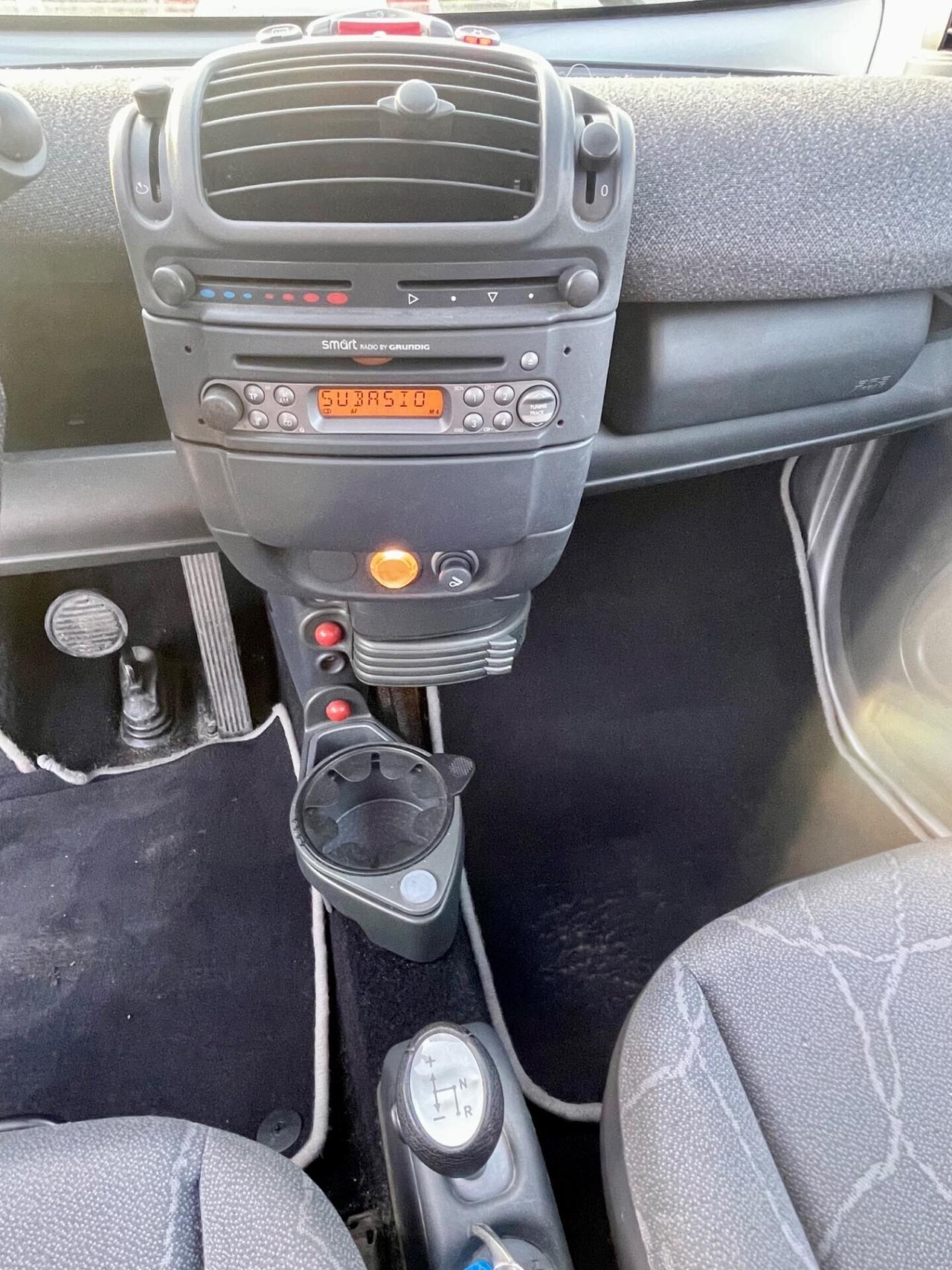 Smart ForTwo 700 coupé pure (45 kW)