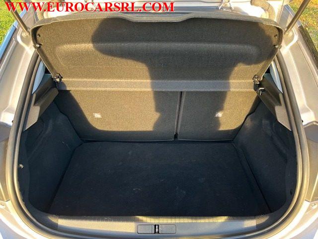 OPEL Corsa 1.2 Edition