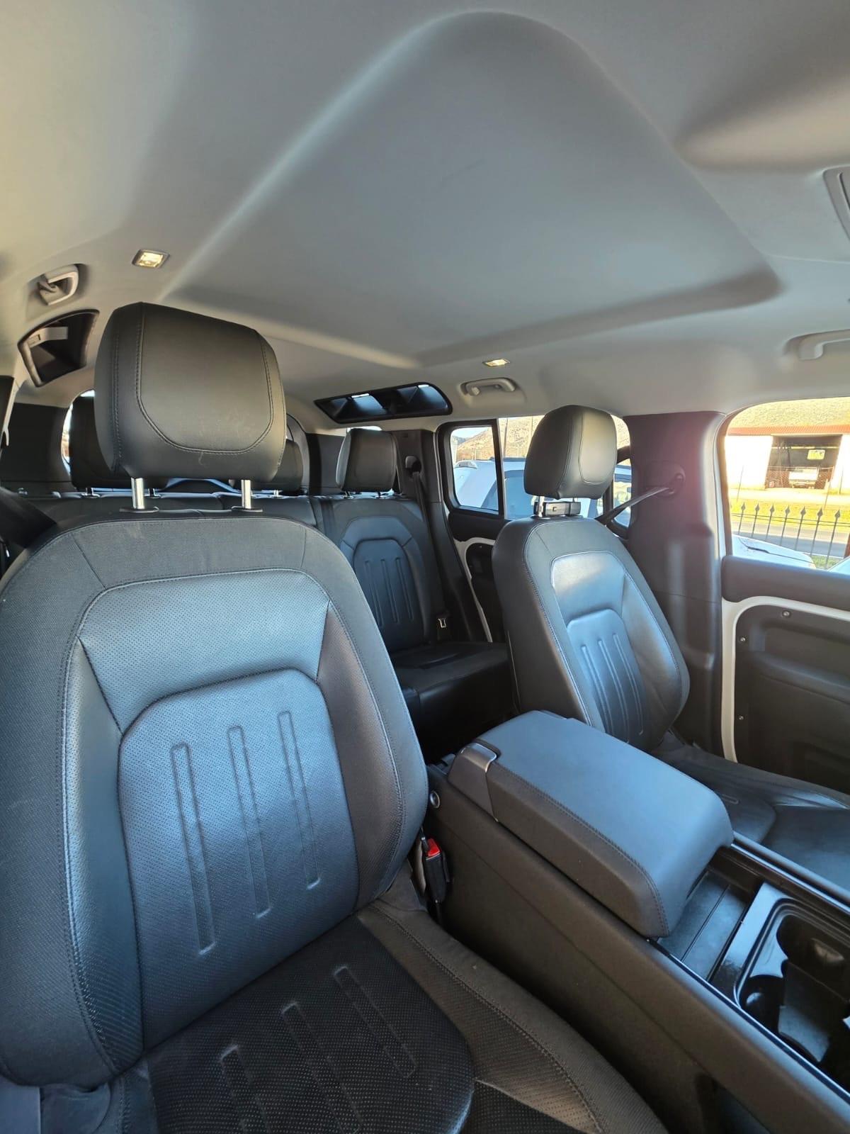 Land Rover Defender 110 2.0 SD4 240CV AWD Auto 72 Yrs. WEB Edition