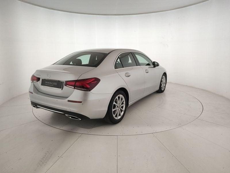 Mercedes-Benz Classe A A 200 d Sport auto