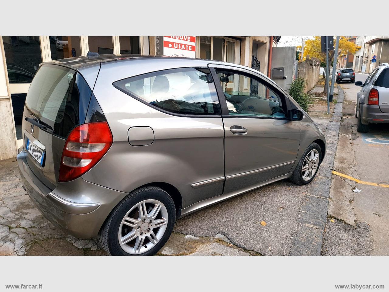 MERCEDES-BENZ A 200 CDI Coupé Elegance