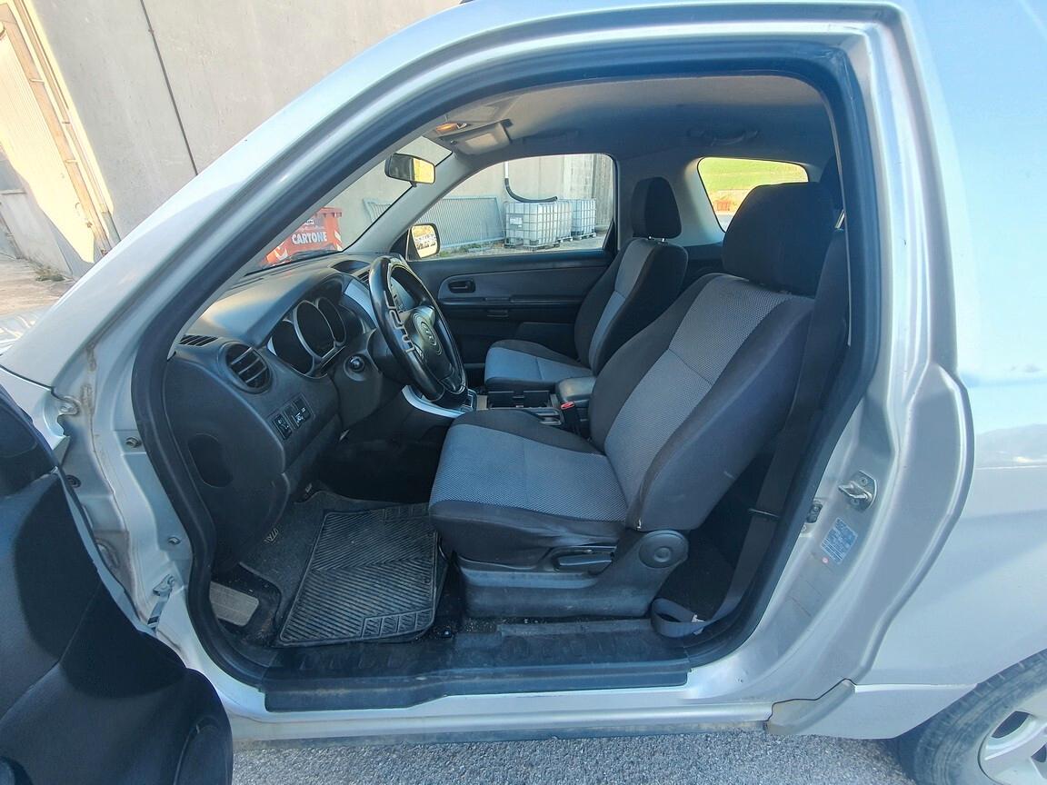 Suzuki Grand Vitara 1.6i 16V 3p. 4WD Metano