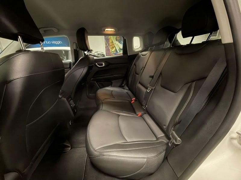 Jeep Compass e-Hybrid 1.5 Turbo MHEV T4 96kW Summit DDCT