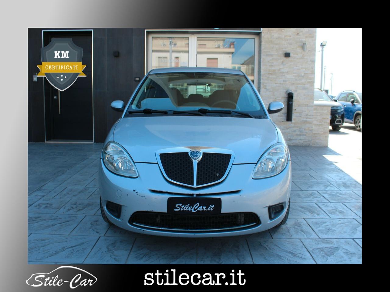 Lancia Ypsilon 1.2 Oro
