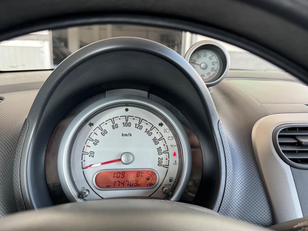 Opel Agila 1.0 12V 68CV neopatentati