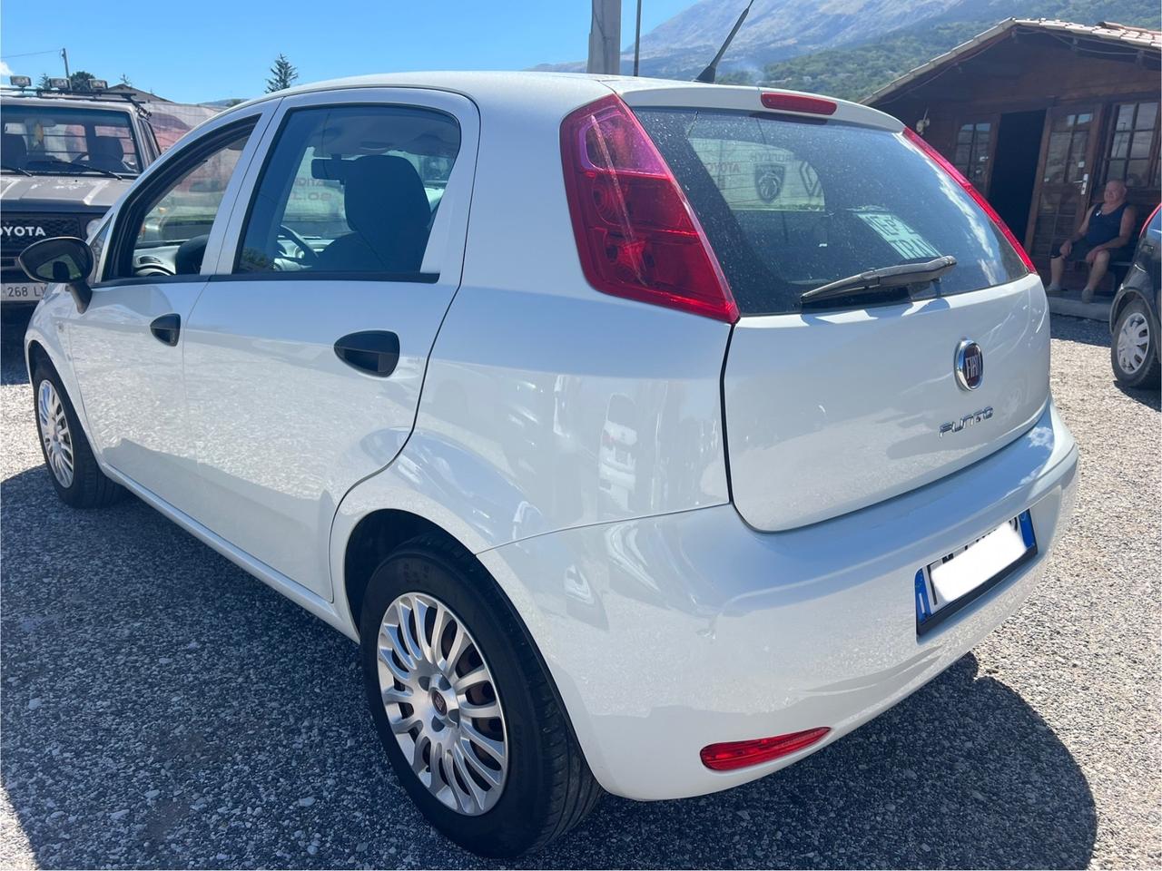 Fiat Punto 1.3 MJT II S&S 95 CV 5 porte Street