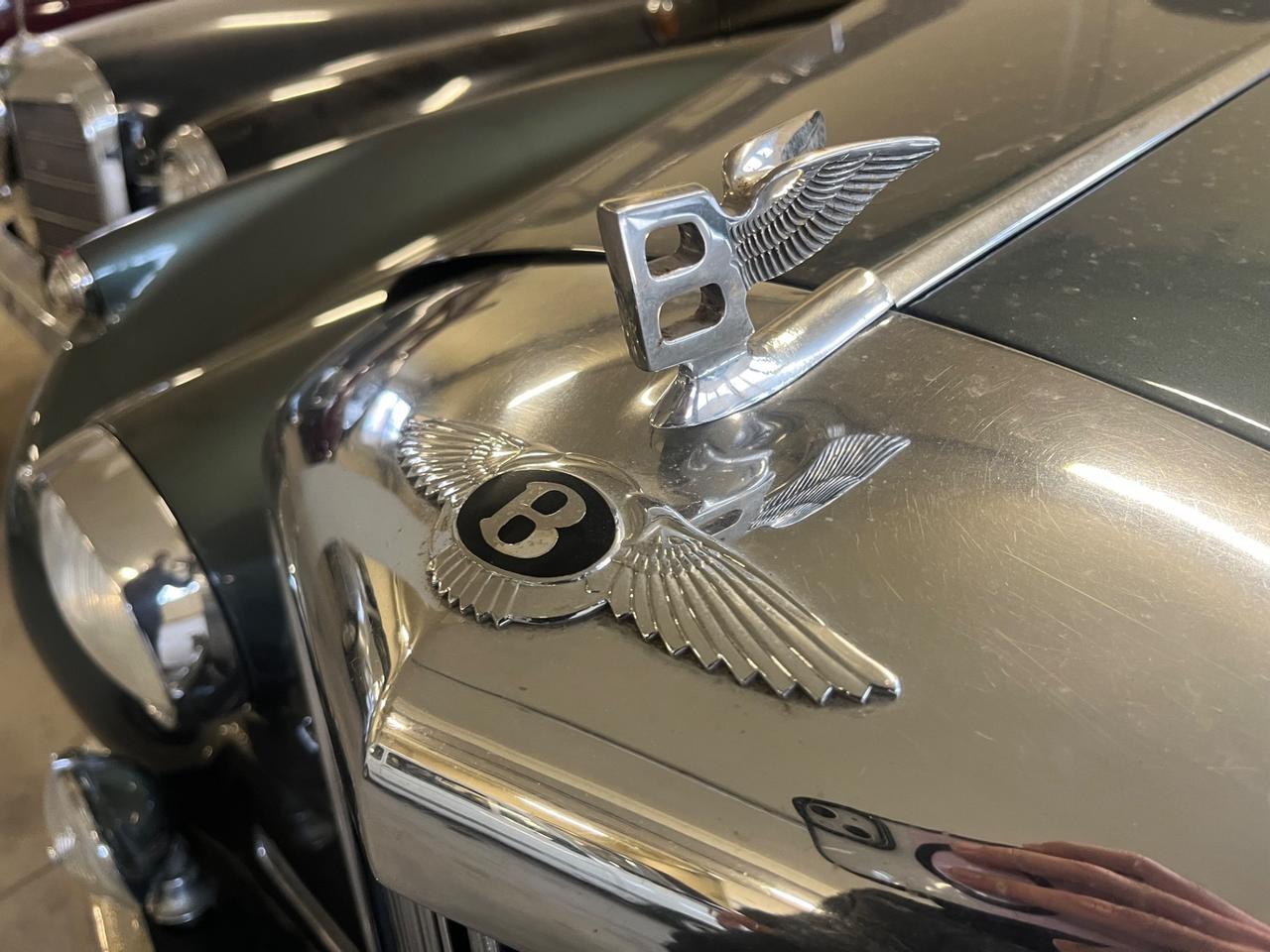 Bentley S1 Guida a SX