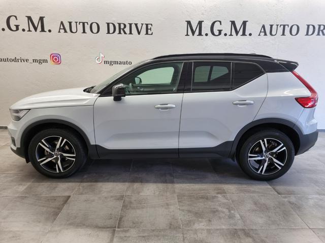 VOLVO XC40 D3 R-design